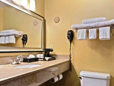 Surestay Plus Hotel By Best Western Portland Route 52 West מראה חיצוני תמונה